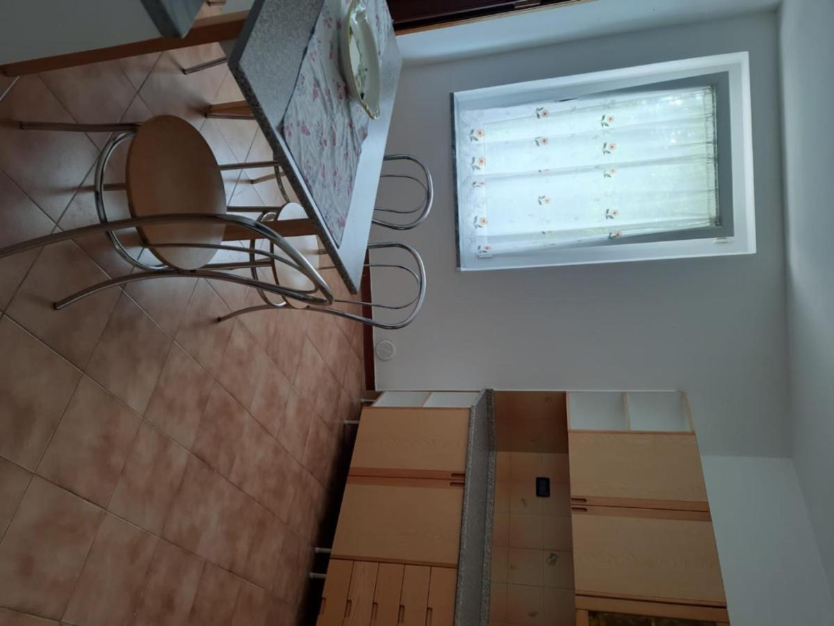 Casa Santa Emerenziana Villa Tuenno Bagian luar foto